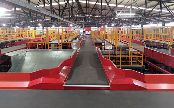 快遞包裹分揀機(jī),包裹分揀機(jī),物流快遞分揀設(shè)備