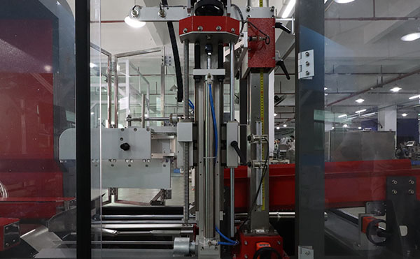 角邊全自動封箱機,全自動封箱機,封箱機,高臻智能